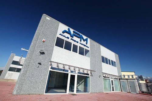 Fotografia esterno facciata azienda APM Canavese